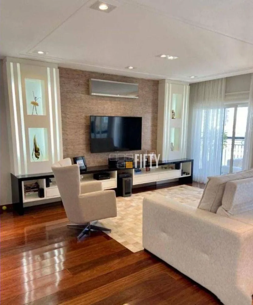 Apartamento, 3 quartos, 234 m² - Foto 1