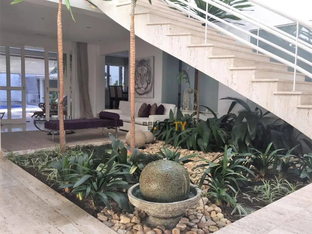 Casa, 5 quartos, 600 m² - Foto 1