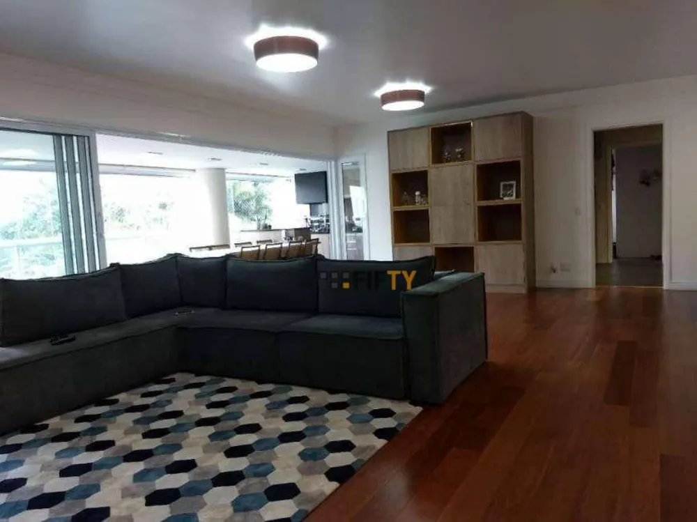 Apartamento, 3 quartos, 234 m² - Foto 2