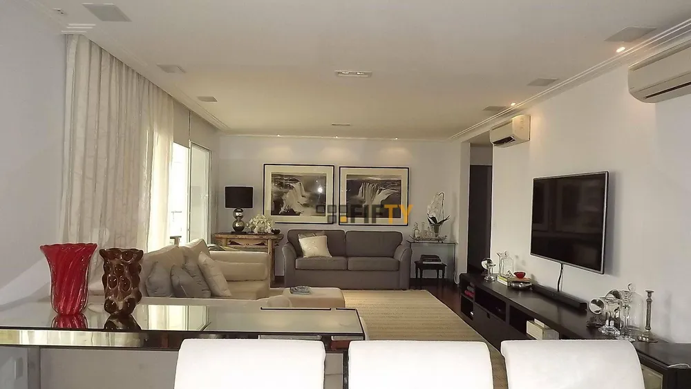 Apartamento, 4 quartos, 226 m² - Foto 1