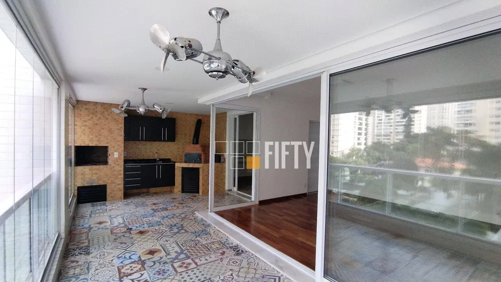 Apartamento, 3 quartos, 161 m² - Foto 1