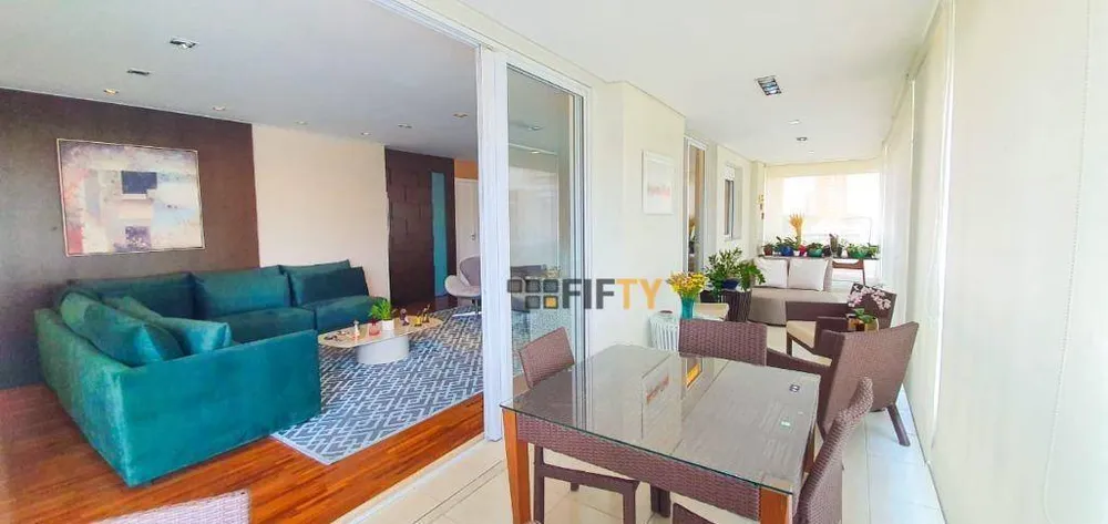 Apartamento, 3 quartos, 233 m² - Foto 4