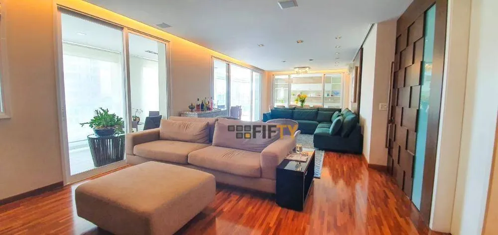 Apartamento, 3 quartos, 233 m² - Foto 2