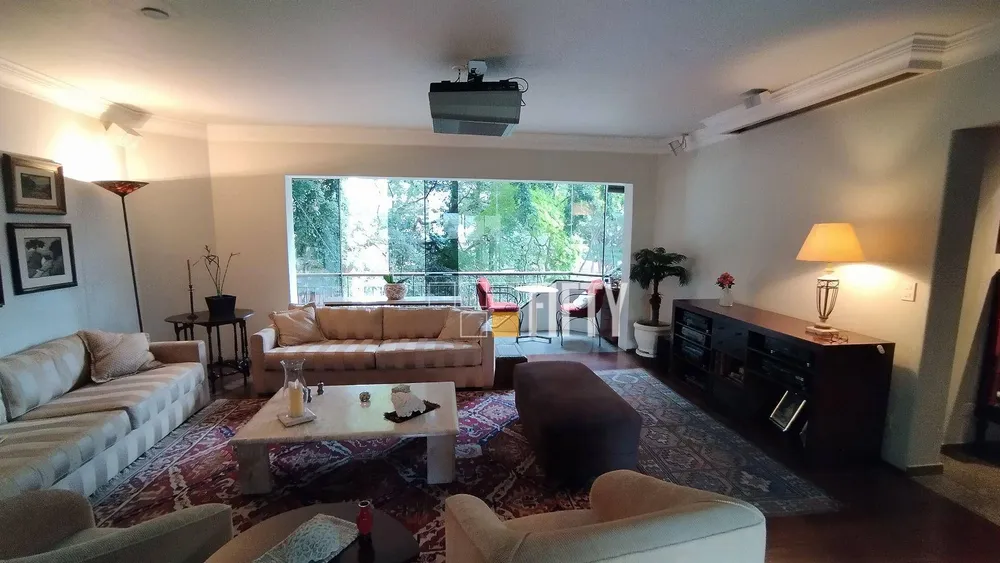 Apartamento, 4 quartos, 218 m² - Foto 1