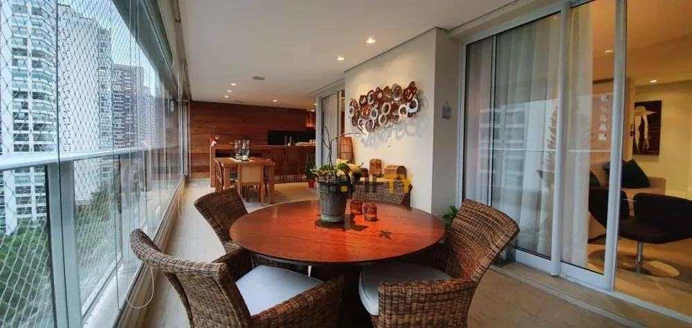 Apartamento, 4 quartos, 370 m² - Foto 1