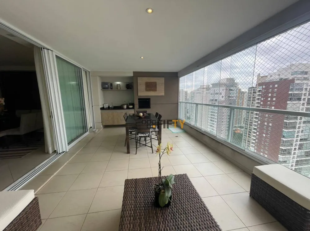 Apartamento, 3 quartos, 222 m² - Foto 3