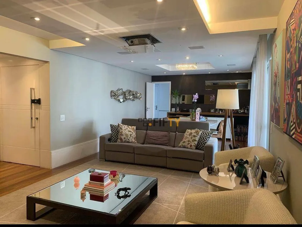 Apartamento, 3 quartos, 204 m² - Foto 2