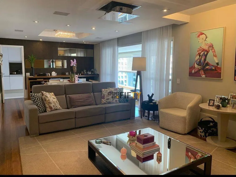 Apartamento, 3 quartos, 204 m² - Foto 3