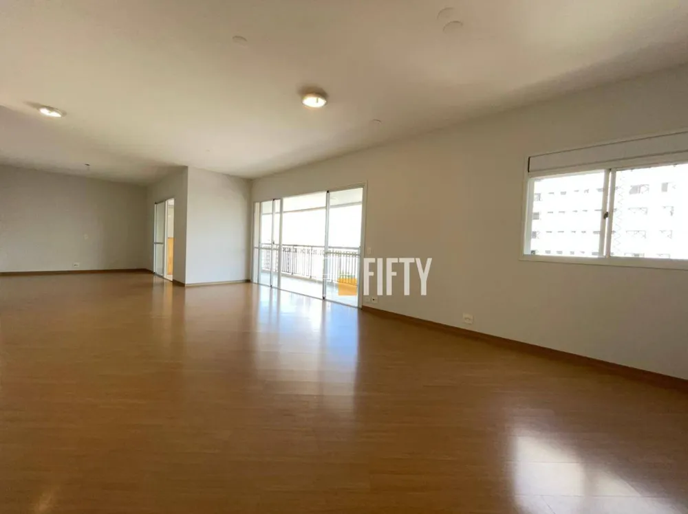 Apartamento, 3 quartos, 178 m² - Foto 1