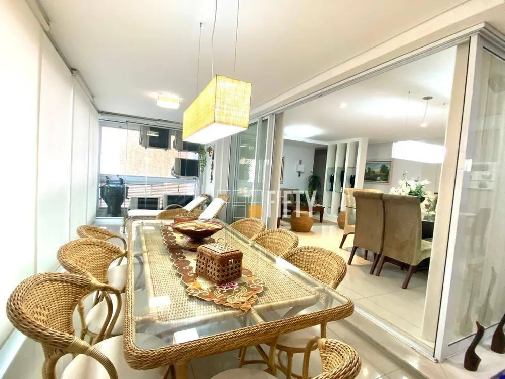 Apartamento, 3 quartos, 194 m² - Foto 2