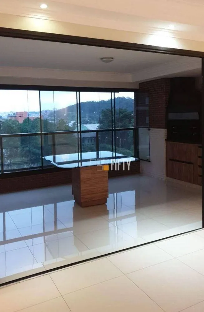 Apartamento, 4 quartos, 209 m² - Foto 1