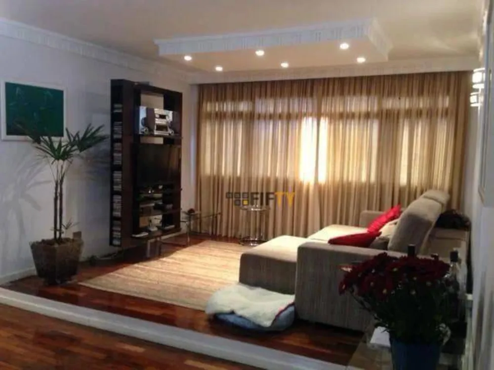 Apartamento, 3 quartos, 138 m² - Foto 1