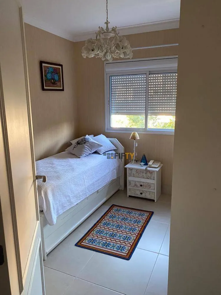 Apartamento, 3 quartos, 143 m² - Foto 2