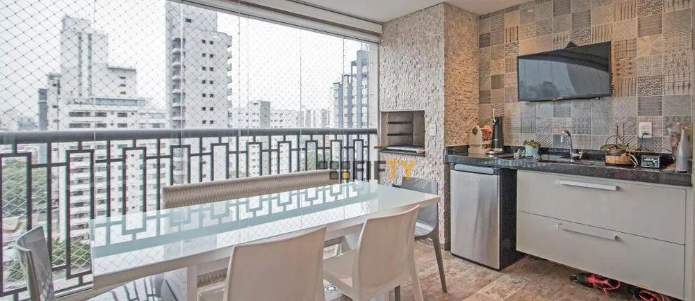 Apartamento, 3 quartos, 144 m² - Foto 1