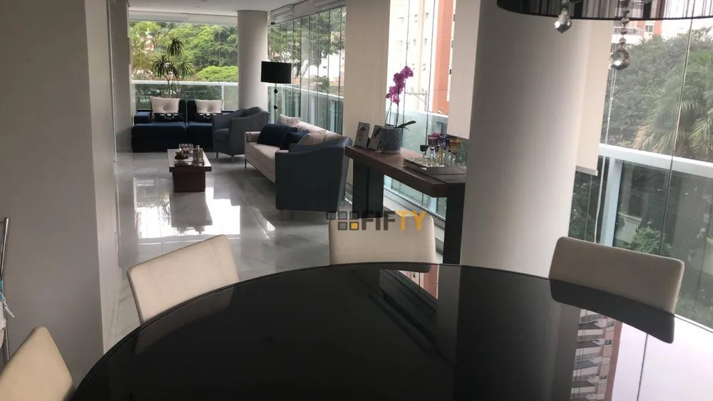 Apartamento, 3 quartos, 288 m² - Foto 2