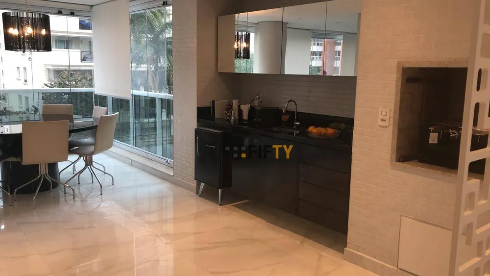 Apartamento, 3 quartos, 288 m² - Foto 1