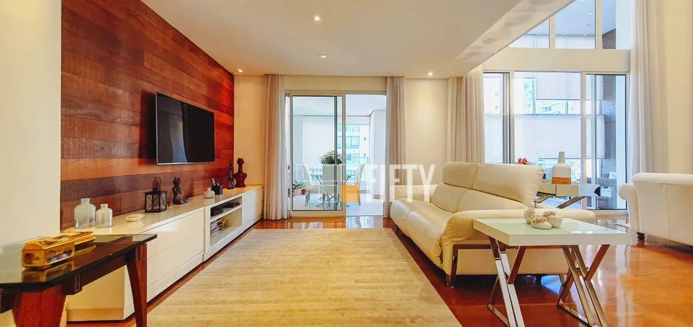 Apartamento, 4 quartos, 300 m² - Foto 1