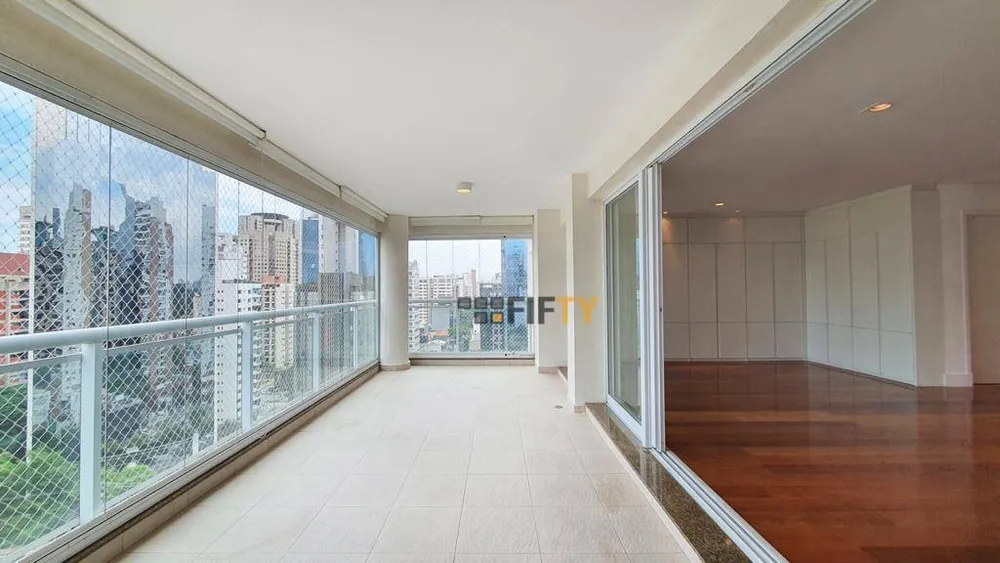 Apartamento, 3 quartos, 204 m² - Foto 4
