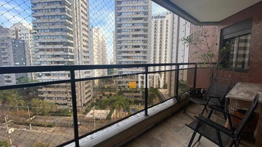 Apartamento, 3 quartos, 120 m² - Foto 1