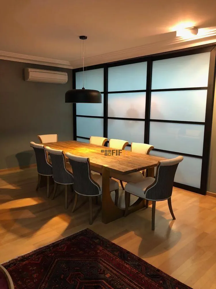 Apartamento, 3 quartos, 130 m² - Foto 2