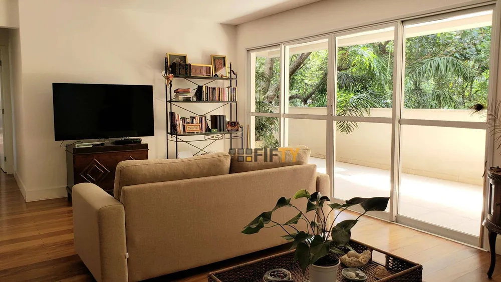 Apartamento, 3 quartos, 234 m² - Foto 1