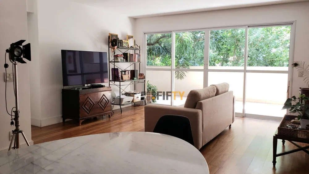 Apartamento, 3 quartos, 234 m² - Foto 2