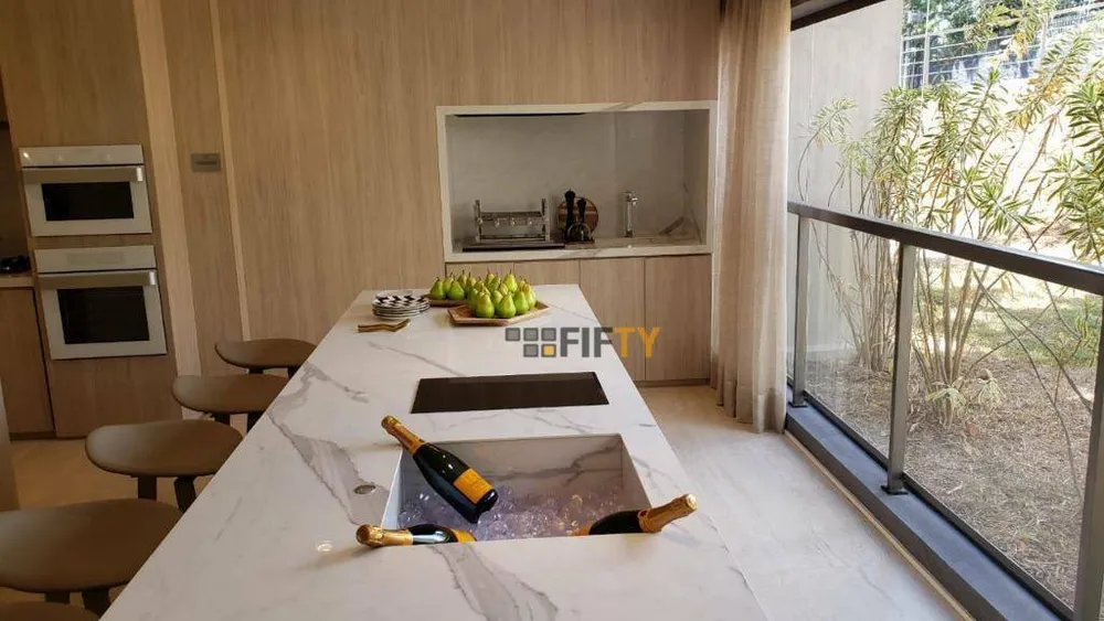 Apartamento, 4 quartos, 196 m² - Foto 1