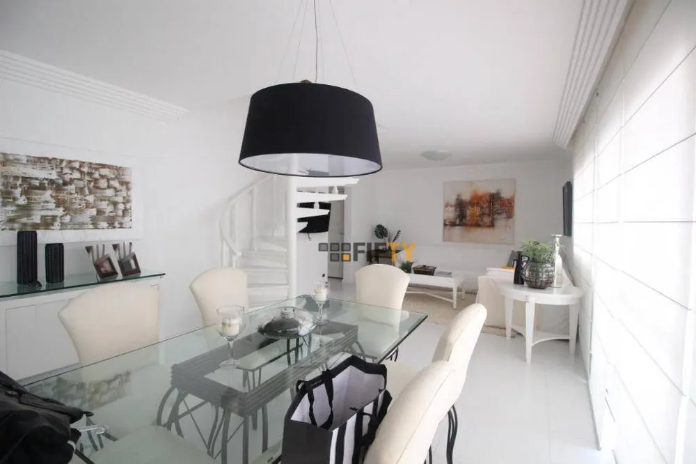 Cobertura, 3 quartos, 268 m² - Foto 3