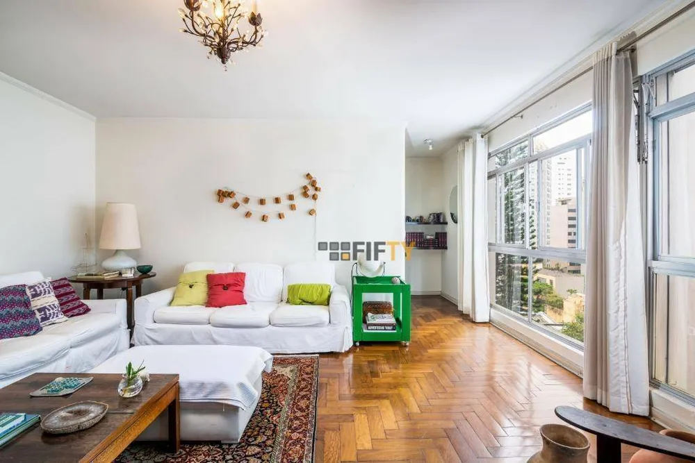 Apartamento, 3 quartos, 137 m² - Foto 1