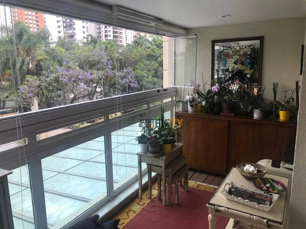 Apartamento, 3 quartos, 154 m² - Foto 2