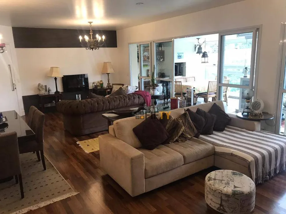 Apartamento, 3 quartos, 154 m² - Foto 1