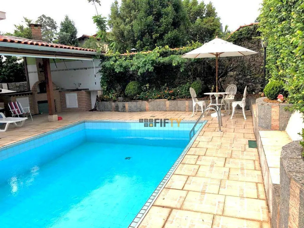 Sobrado, 4 quartos, 470 m² - Foto 1