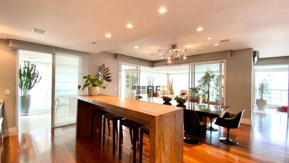 Apartamento, 3 quartos, 385 m² - Foto 2