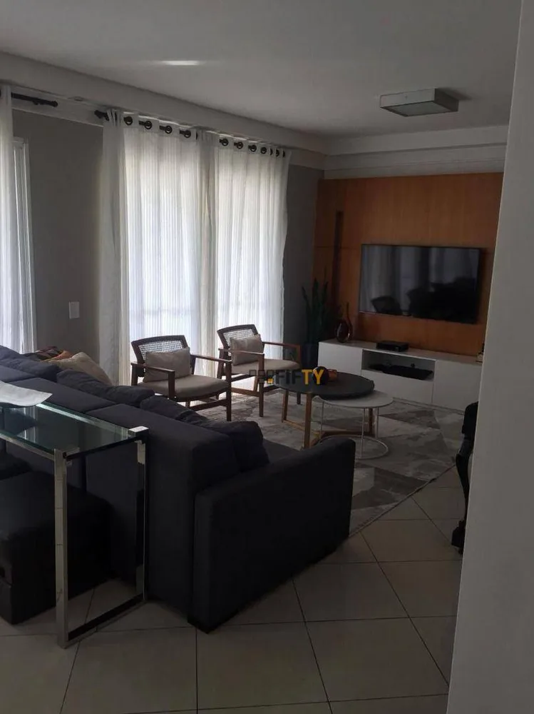 Apartamento, 3 quartos, 147 m² - Foto 1