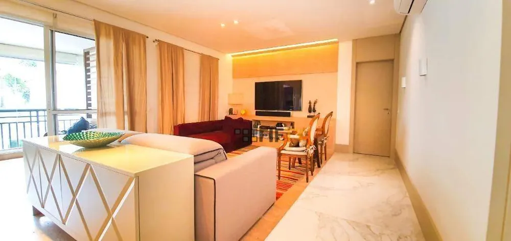 Apartamento, 3 quartos, 160 m² - Foto 2