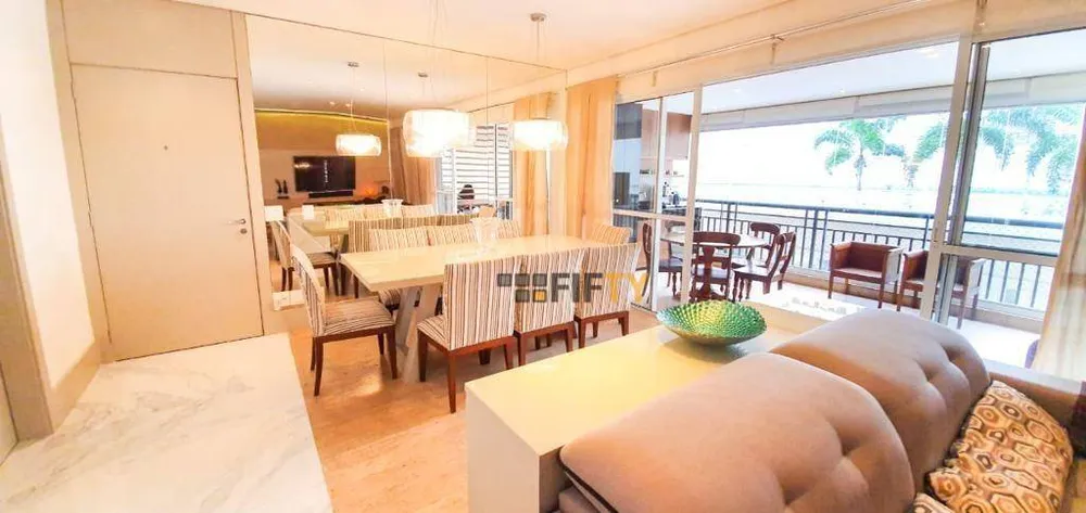 Apartamento, 3 quartos, 160 m² - Foto 1