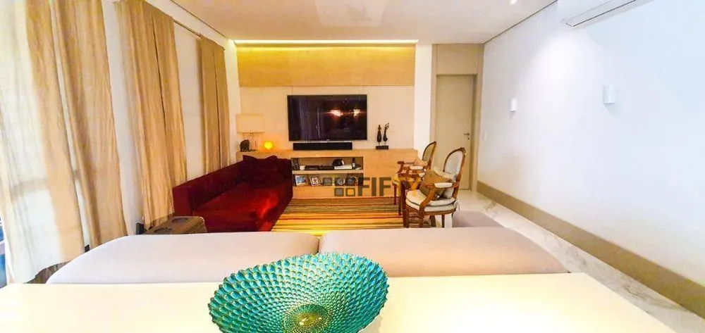 Apartamento, 3 quartos, 160 m² - Foto 4