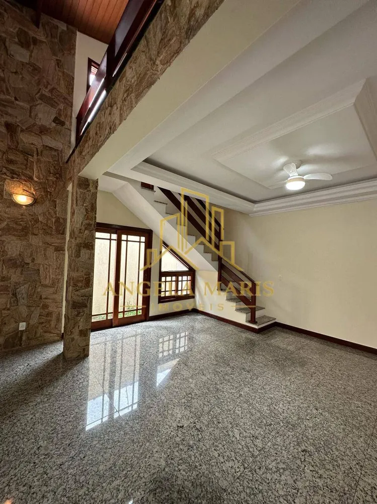 Casa, 4 quartos, 376 m² - Foto 1