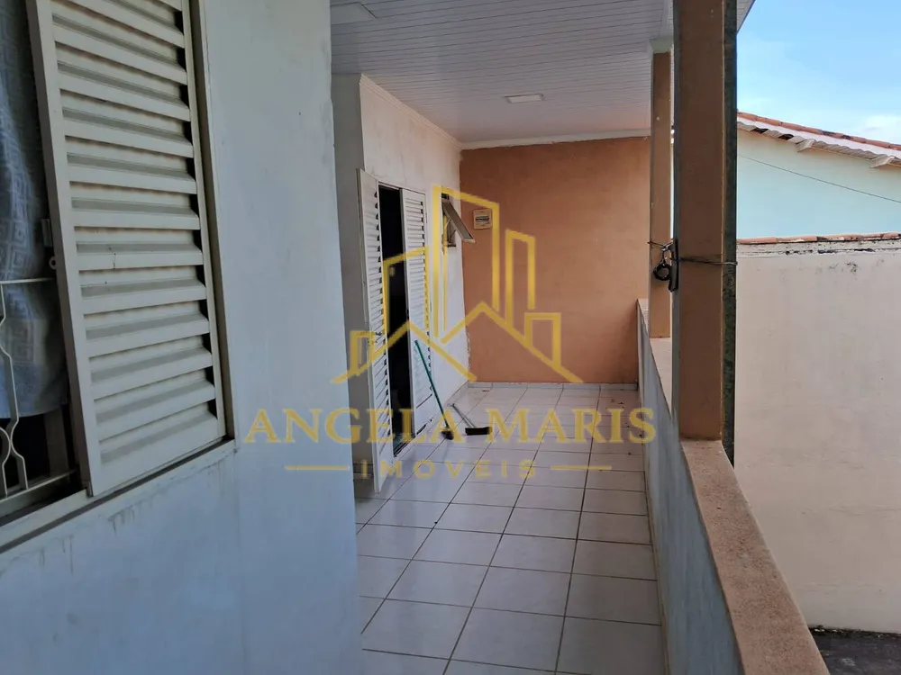 Casa, 3 quartos, 184 m² - Foto 1