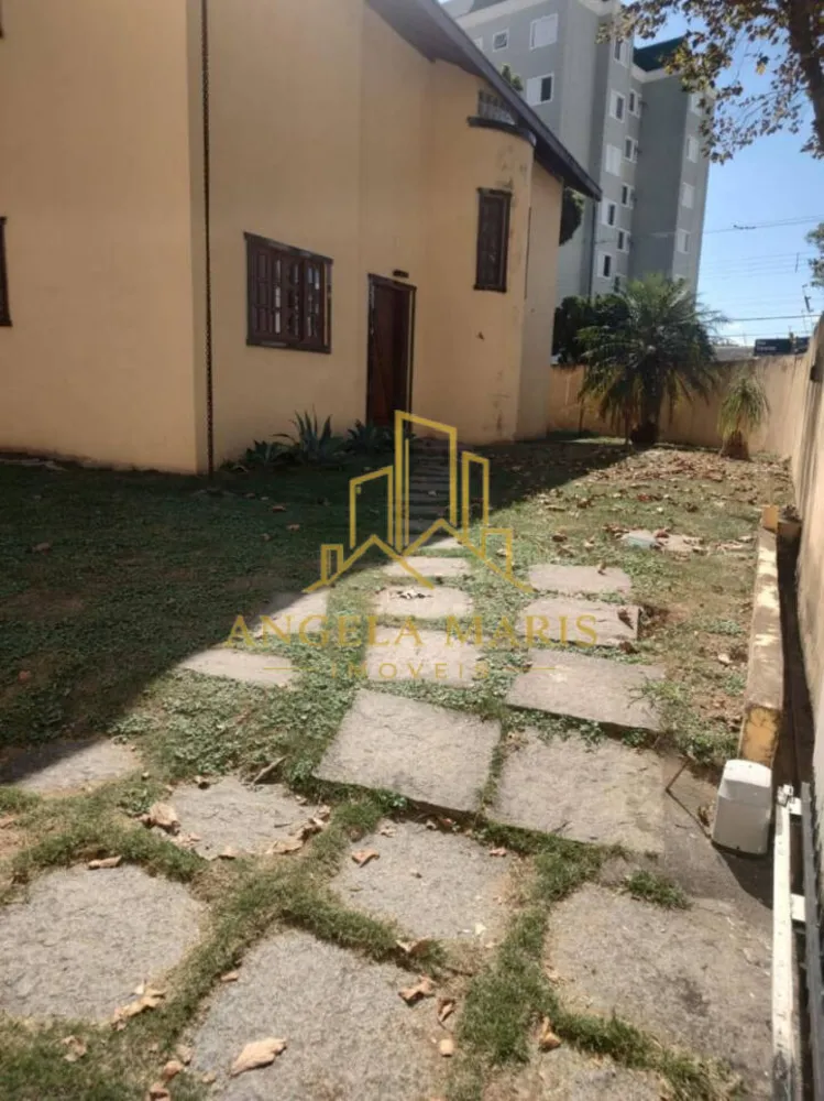 Casa, 5 quartos, 237 m² - Foto 2