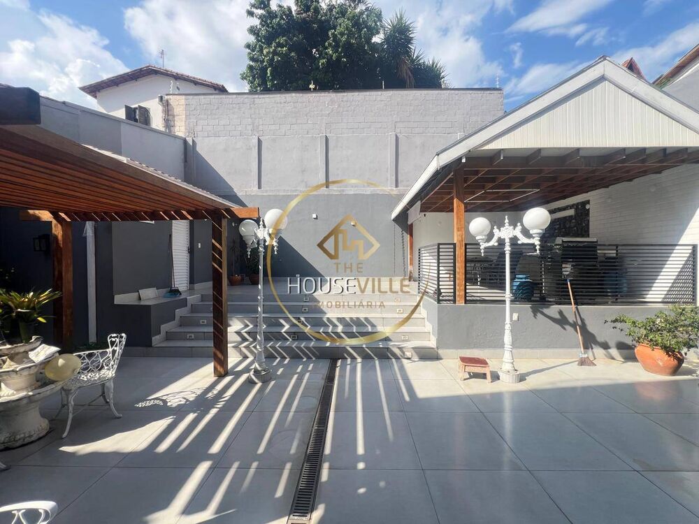 Casa à venda com 4 quartos, 296m² - Foto 2