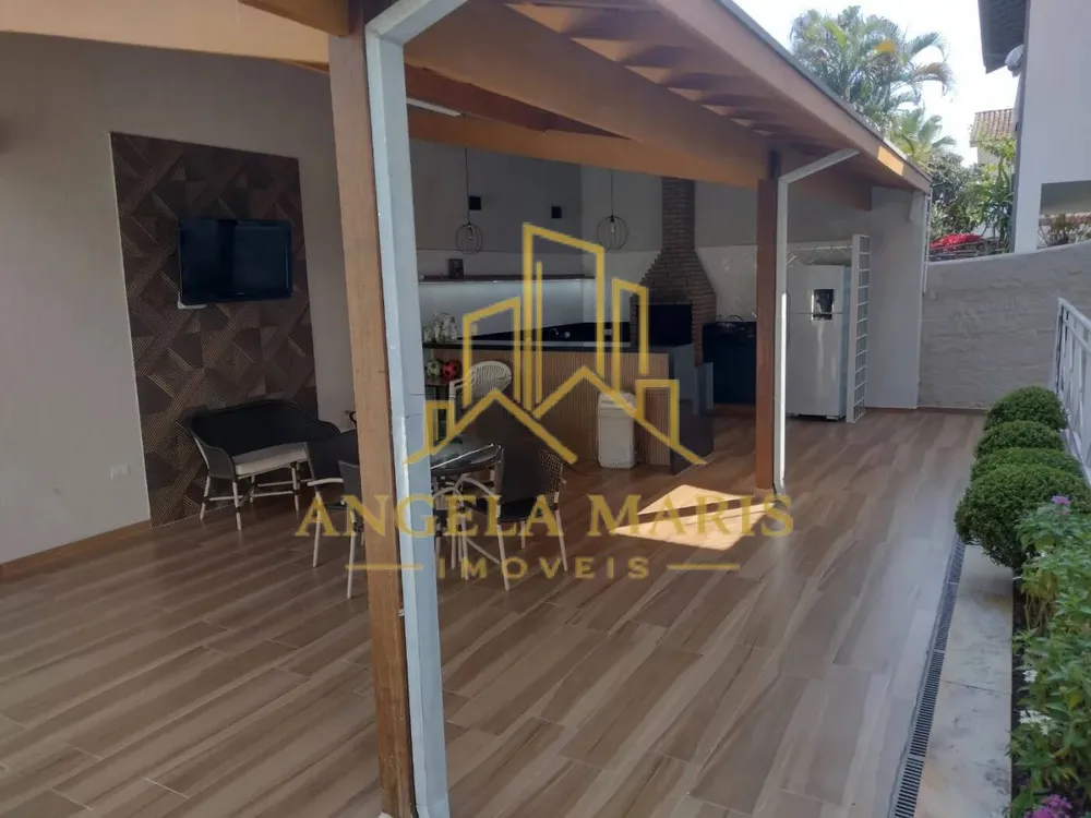 Casa, 4 quartos, 291 m² - Foto 2