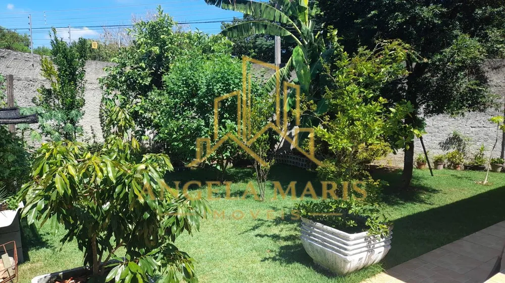 Casa, 3 quartos, 228 m² - Foto 2