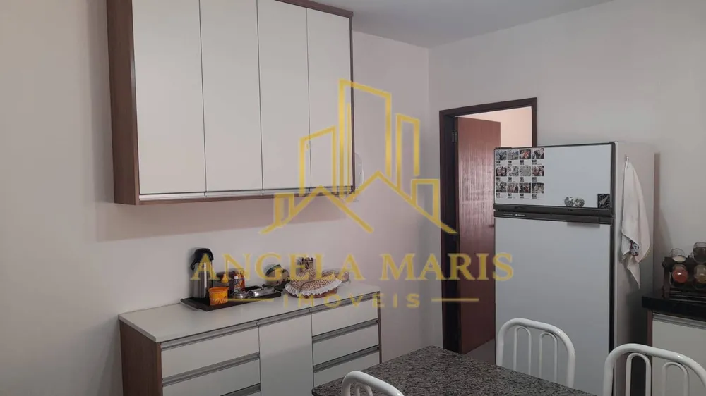 Casa, 3 quartos, 228 m² - Foto 8
