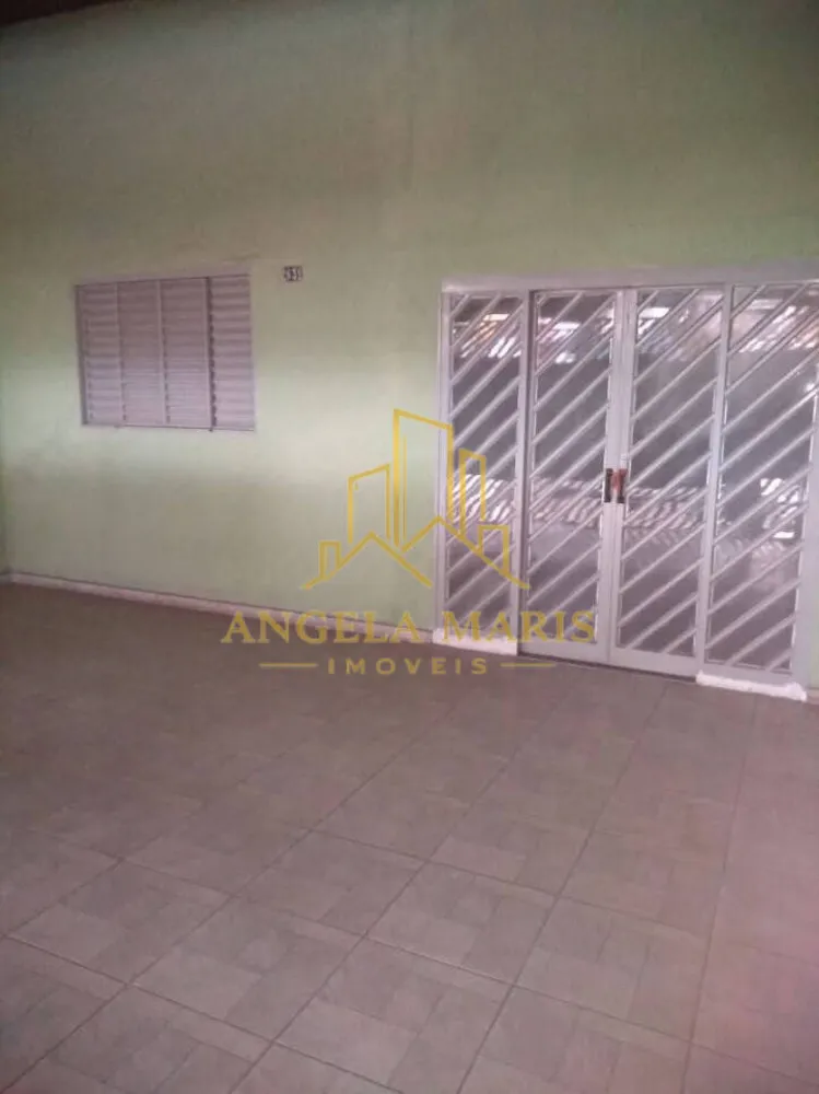 Casa, 3 quartos, 245 m² - Foto 3