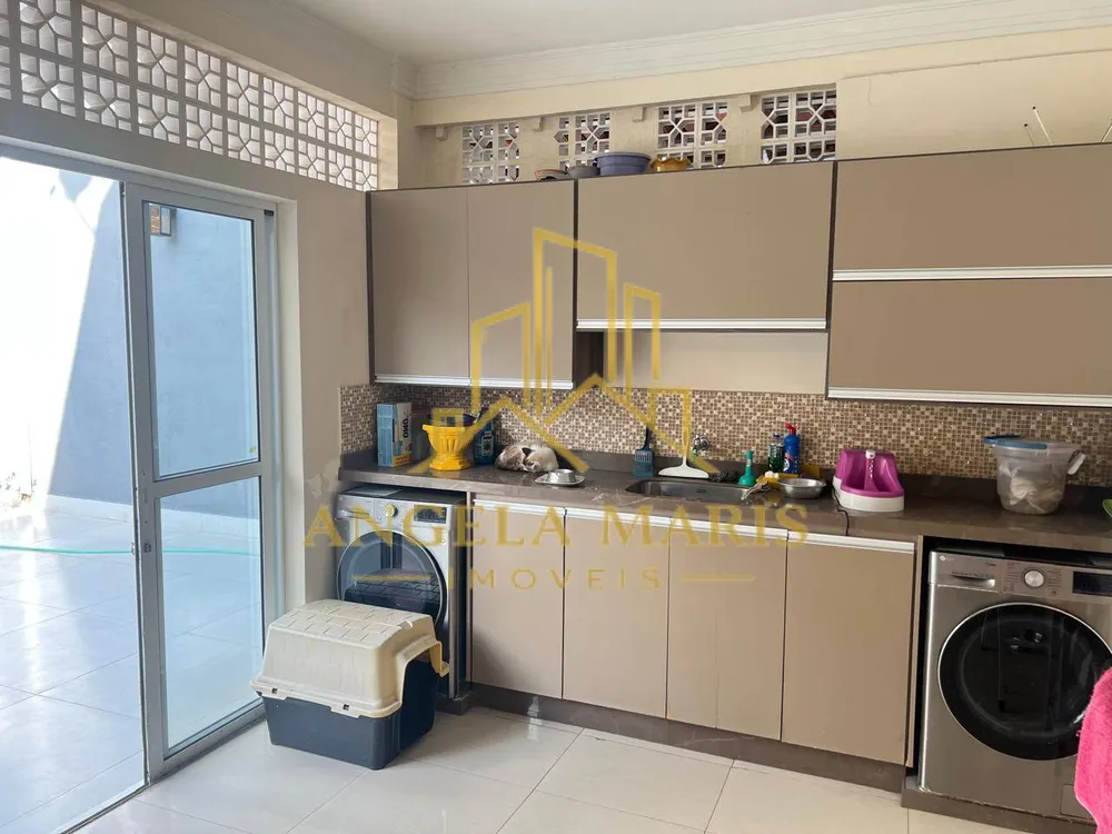 Casa, 4 quartos, 280 m² - Foto 9