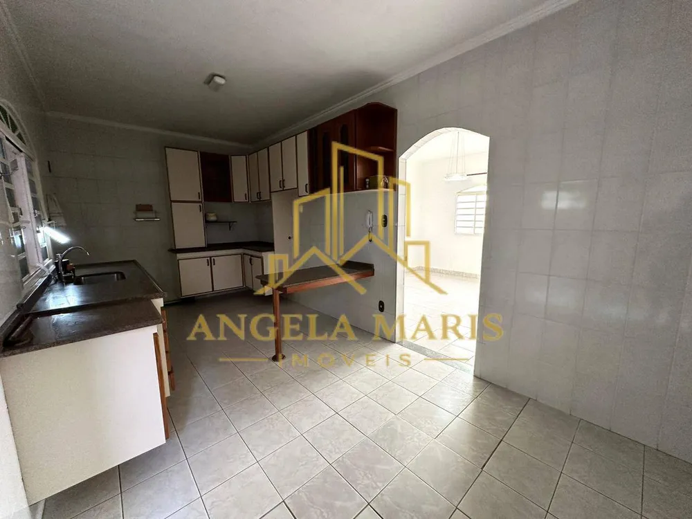 Casa, 3 quartos, 160 m² - Foto 1