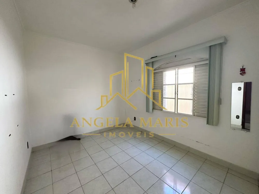 Casa, 3 quartos, 160 m² - Foto 2