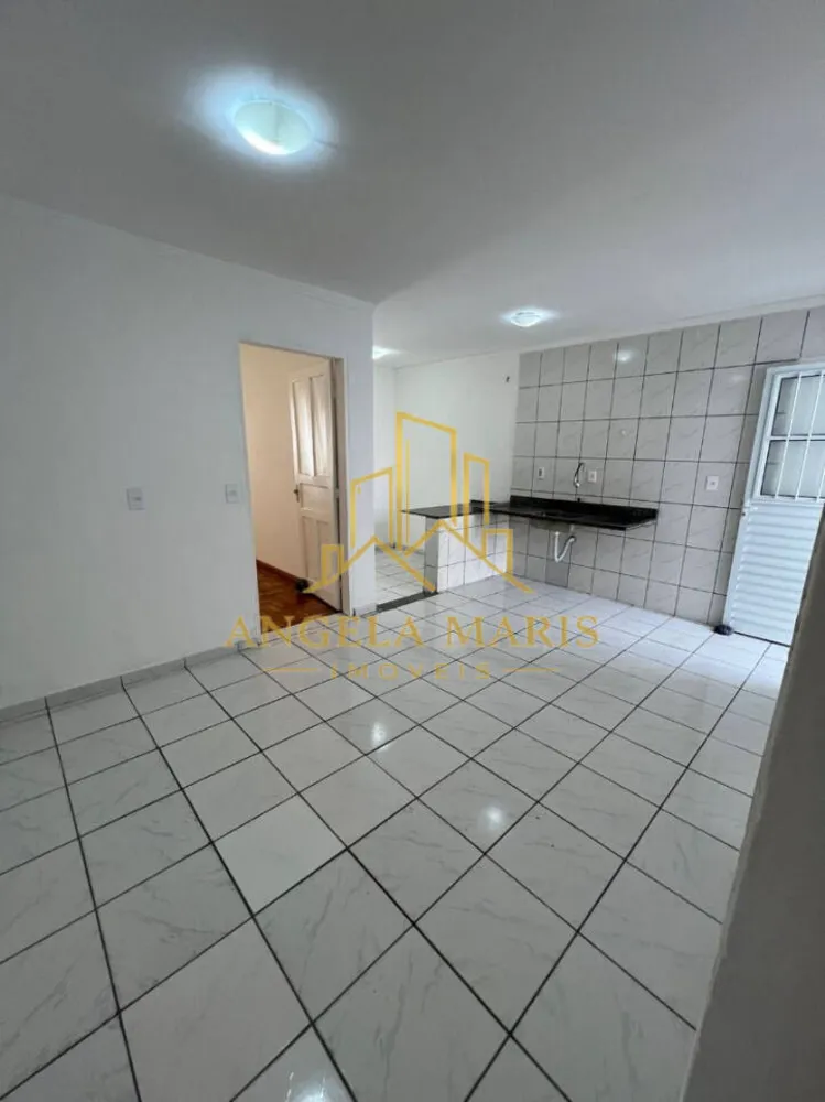 Casa, 3 quartos, 81 m² - Foto 1