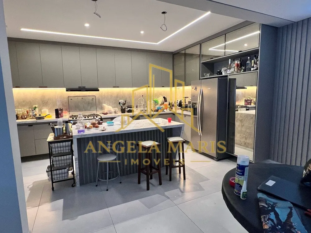 Casa, 4 quartos, 268 m² - Foto 4